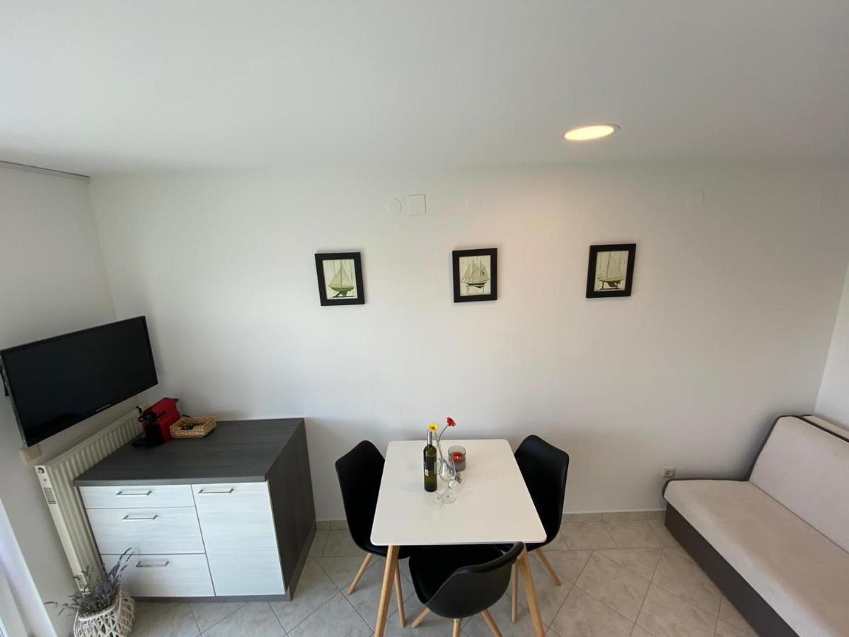 Apartment Bianca Premantura Istrien Exteriör bild